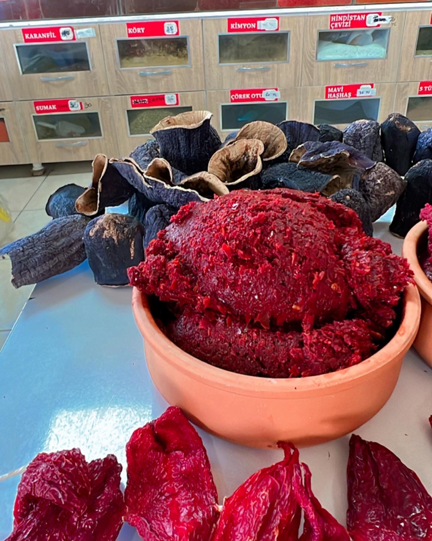 Biber Salçası  Ev Yapımı Acı